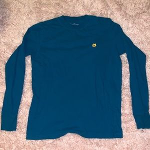 super cute light tee shirt, in perfect condition